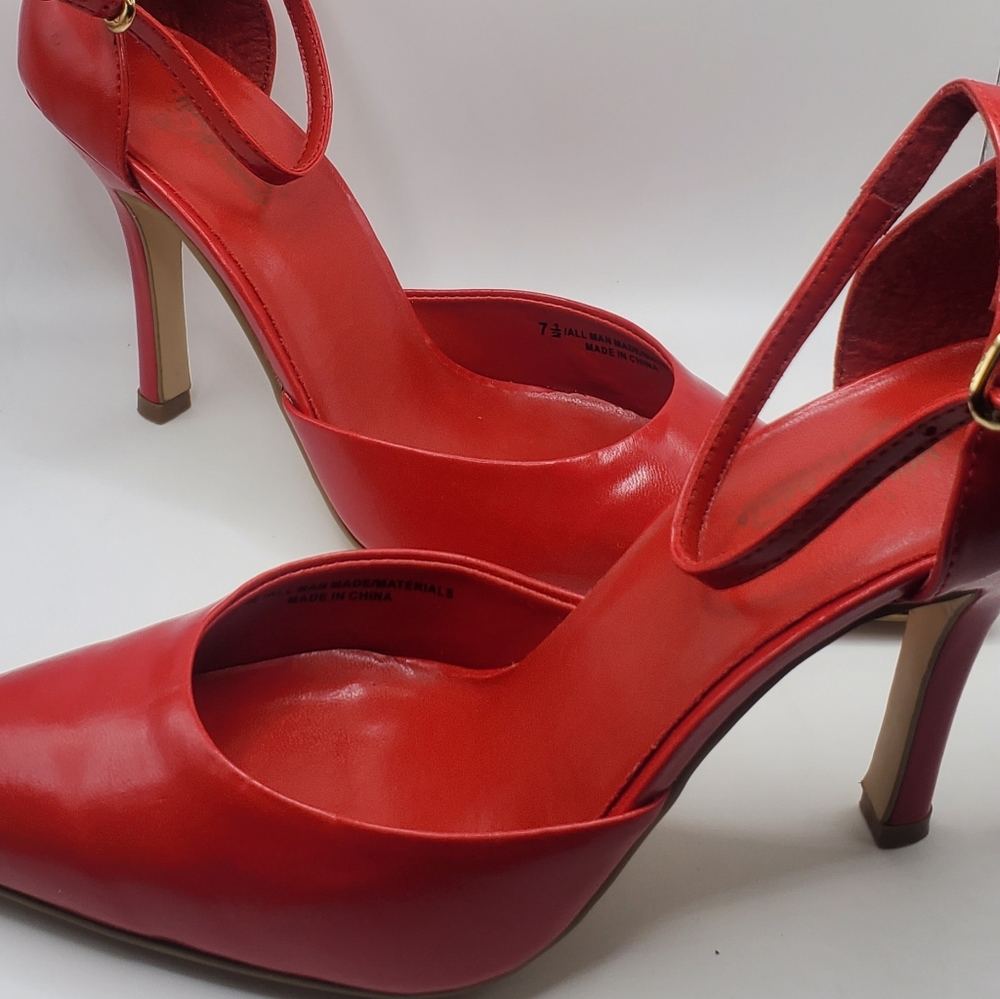 Red Hollywood Heels size 7 1/2